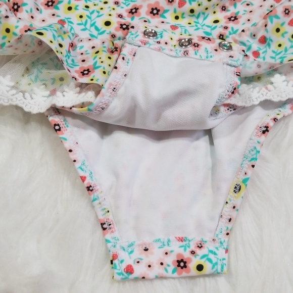 Cat & Jack one piece floral bathing suit. 18M - Picture 6 of 8